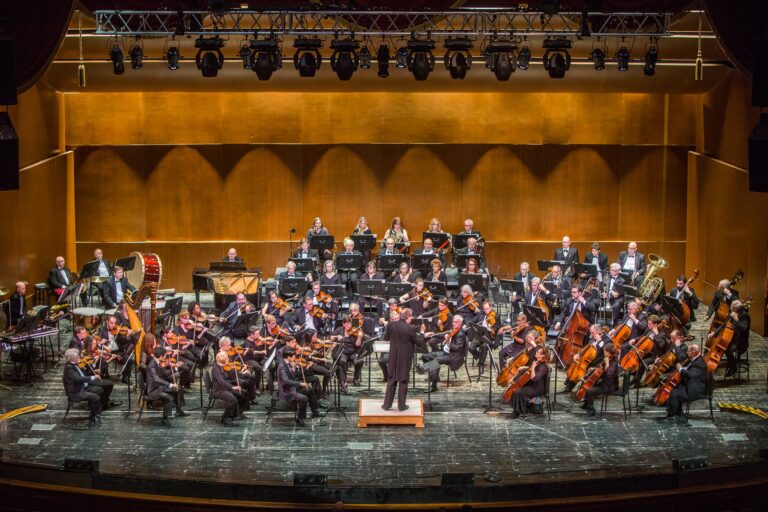 Peter Boyer’s Ellis Island: The Dream of America