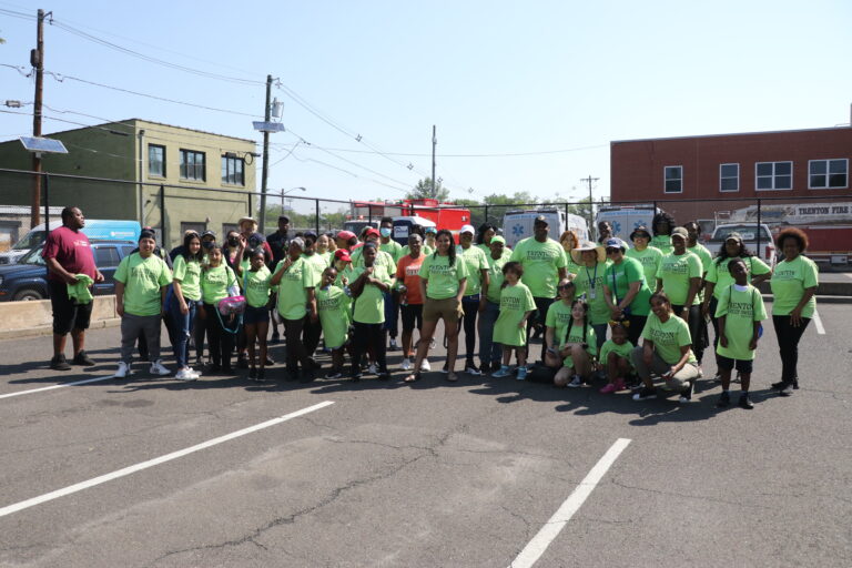 Community Street Sweep Cleans Up Trash On Perry Street