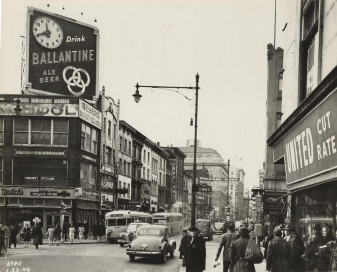 State Broad towards Warren