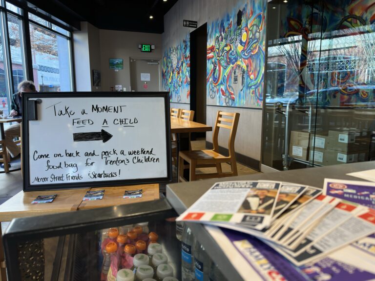 Mercer Street Friends & Starbucks Team Up to Tackle Hunger